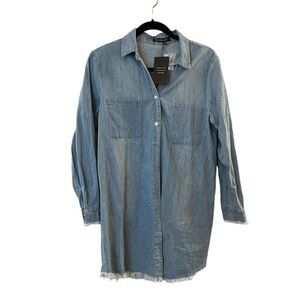 NWT! Zilcremo light wash denim button down long sleeved raw hem shirt dress
